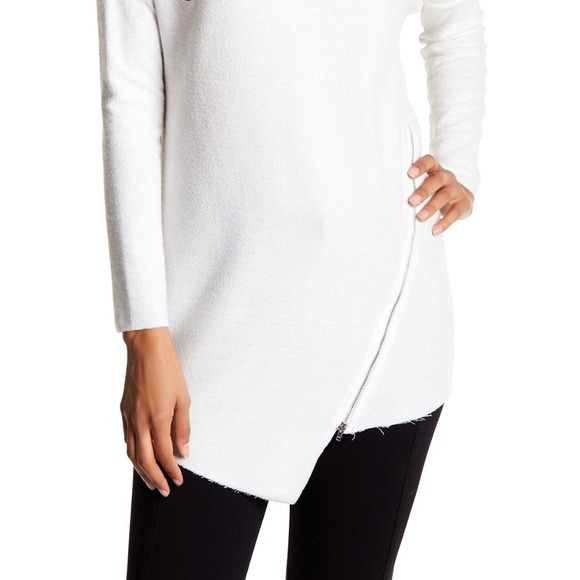 TOV White Asymmetrical Textured Grain Zipper Top - Picture 2 of 4